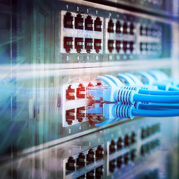 Comment la fibre optique a changé le câblage informatique ?